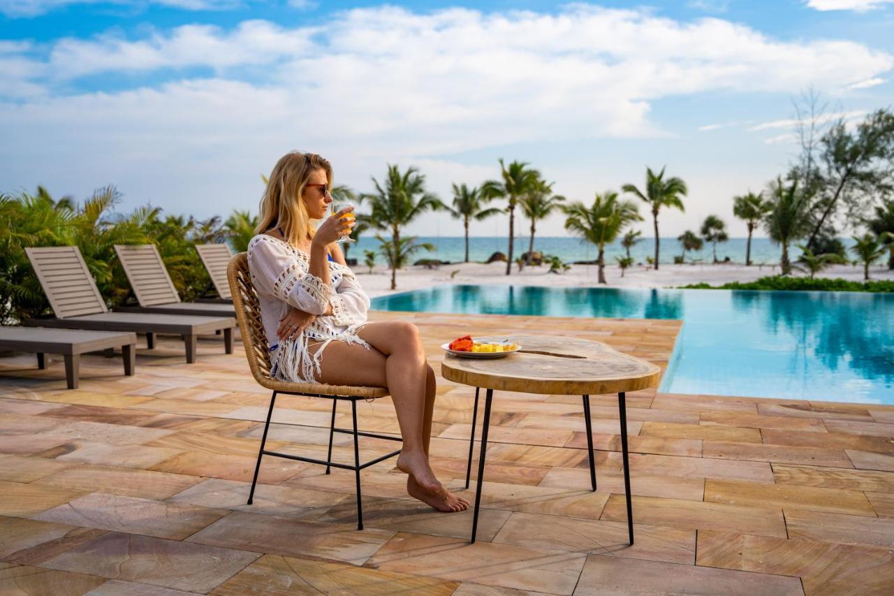 You&Me Resort Pagoda Beach Eksteriør bilde